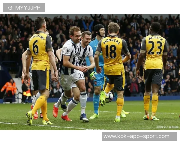 邓恩谈球队状态:近18场比赛取得15场胜利保持紧迫感逐场争胜 邓恩谈球队状态:近18场比赛取得15场胜利保持紧迫感逐场争胜